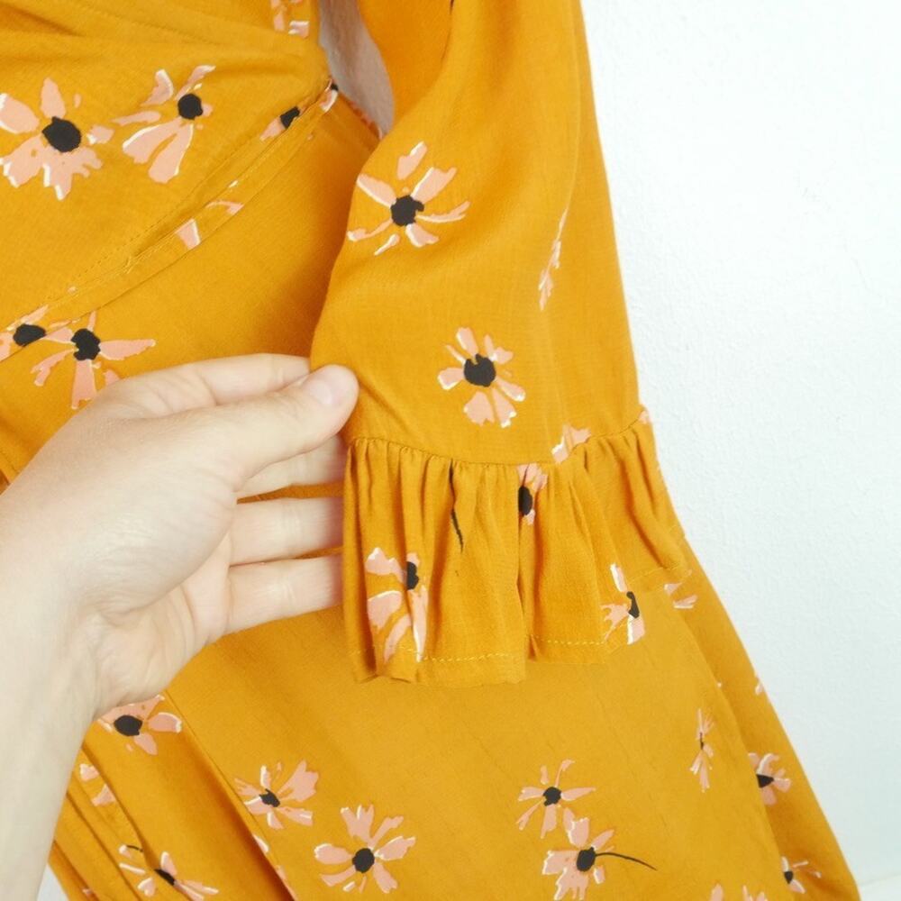 Faithfull the Brand Floral Wrap Dress Yellow Daisy V Neck Boho Ruffle Size 8 - Picture 6 of 9